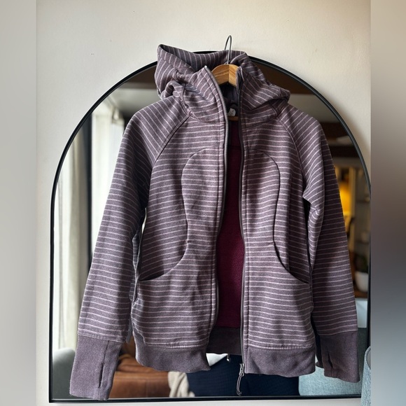 LULULEMON 🍋 | Striped Scuba | size 6 - Picture 3 of 6